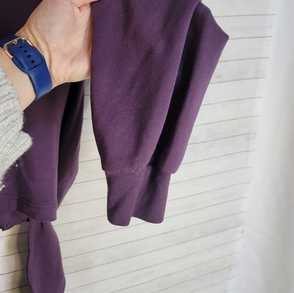 ATHLETA YOGA TIE BACK SWEATSHIRT IN AGATE PURPLE, SZ SMALL - Picture 5 of 9